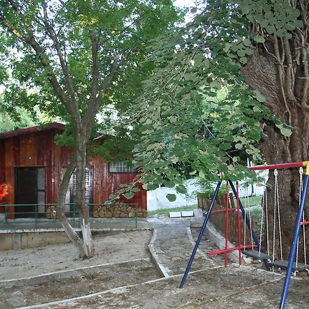 Дом отдыха Oasis *